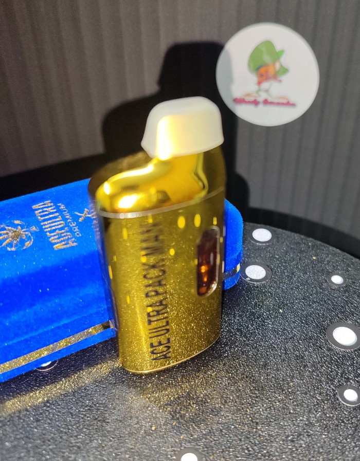 Vapes